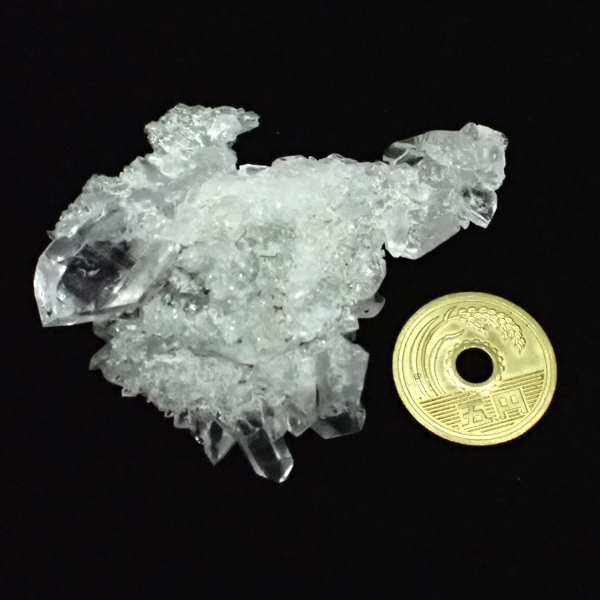 クォーツ水晶(Quartz)原石/クラスター